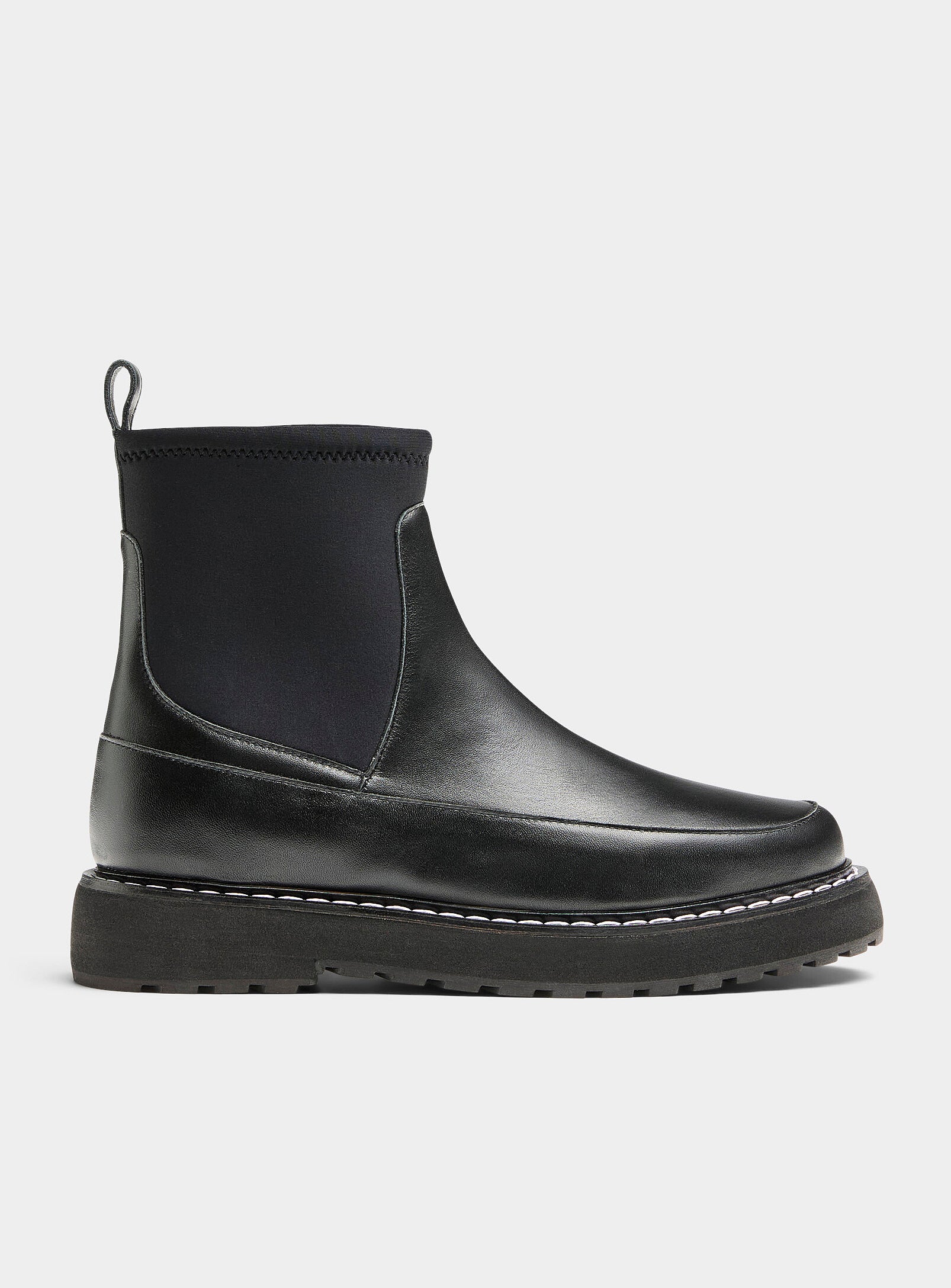Best women's shoes for small feet